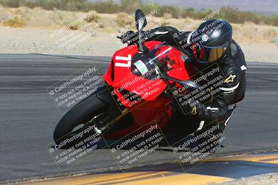 media/Oct-17-2024-Racers Edge (Thu) [[f51934c085]]/B Group/Session 2 (Turn 6 Inside)/